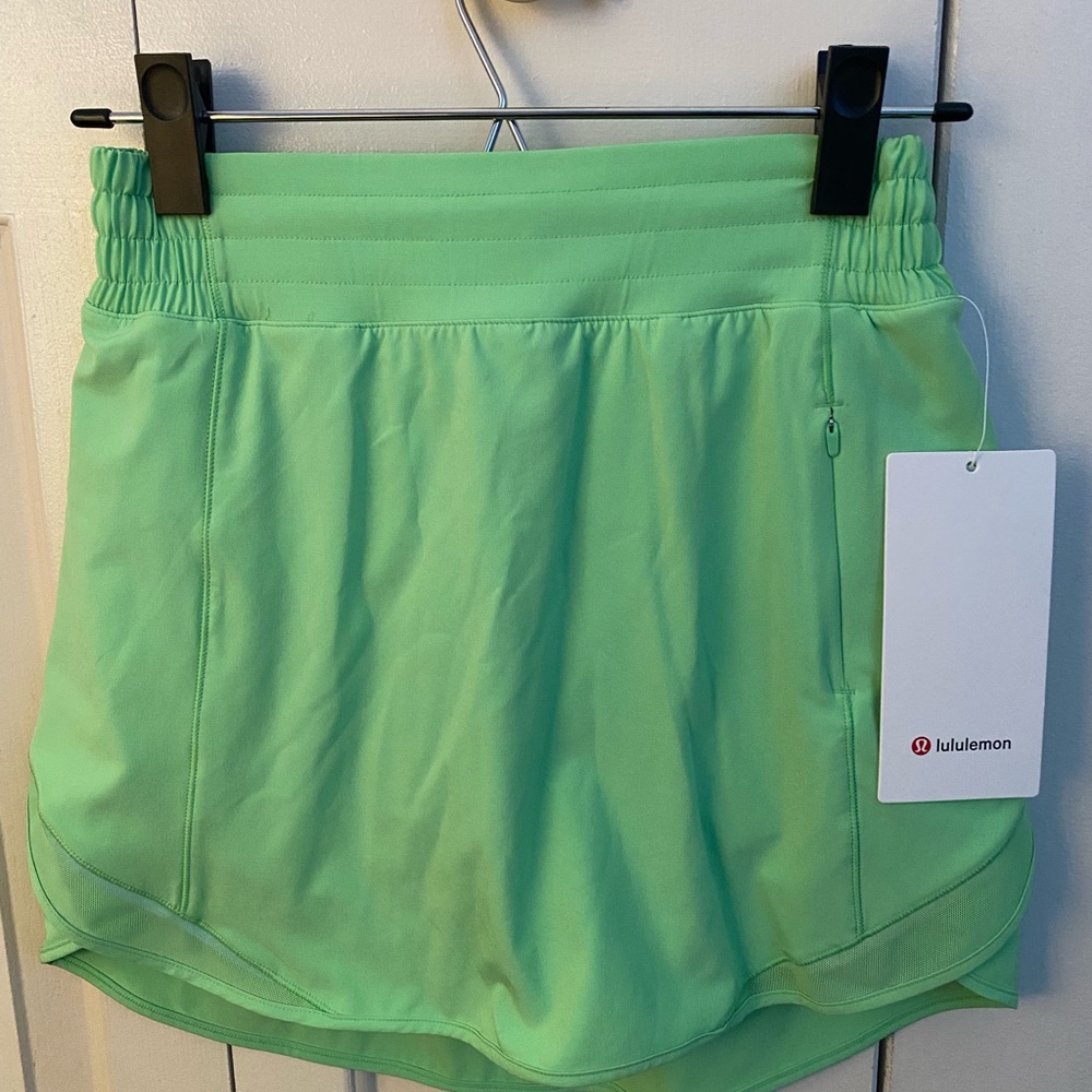 lululemon athletica Vibrant Green Skort